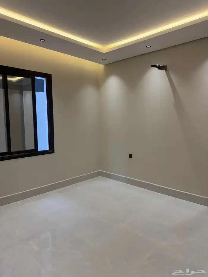 للبيع عمارة دور في مخطط السلام 5