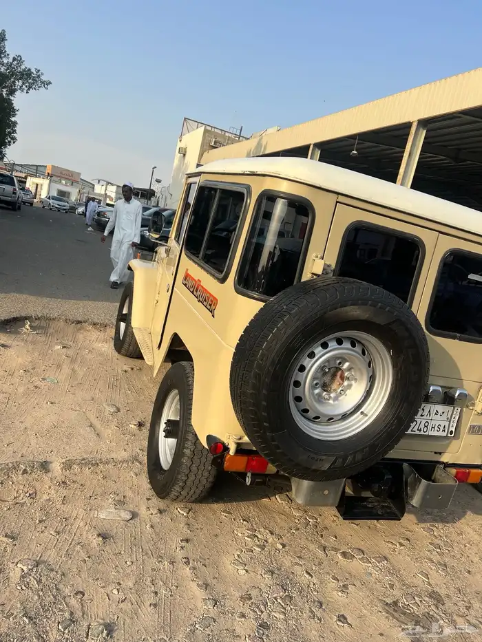 موديل 82 سياره بيض وجها 4