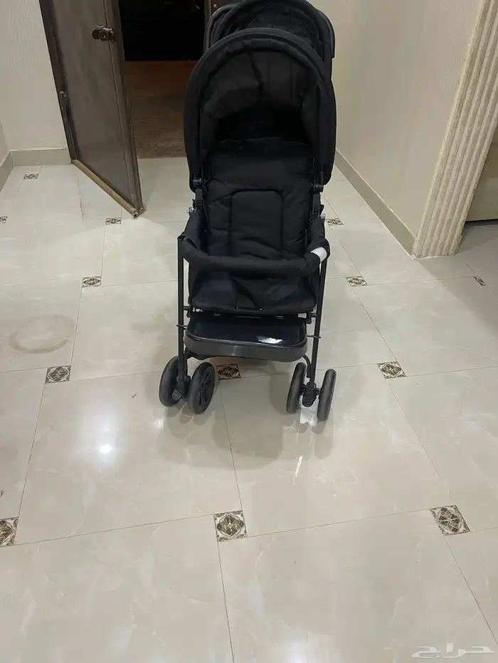 عربية اطفال توام 1