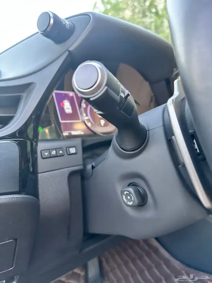 لكزس ES 350 2023 ممشى قليل بحالة الوكالة 16