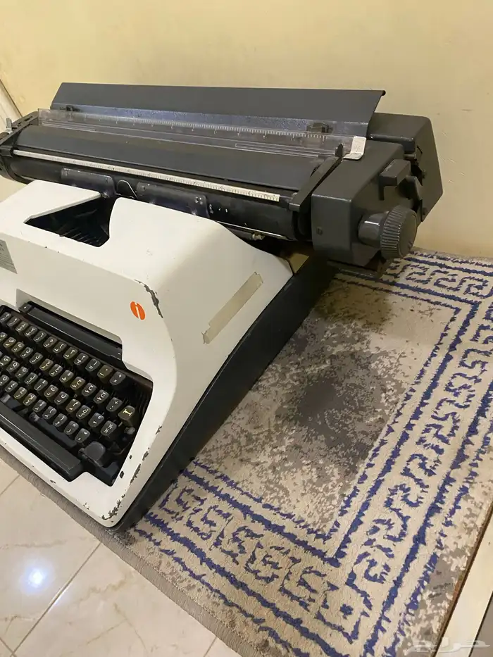 الة كاتبة 3