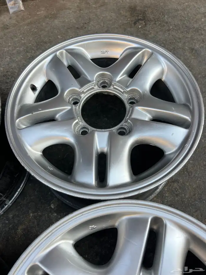 جنوط جيب فكسار 98 مقاس 16 صيني نضيفه بالمره 18