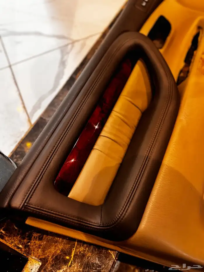 ديكور باب سايق vxr ولكزس Lx 4