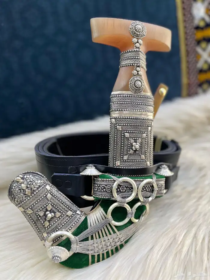 خنجر حك زراف 1