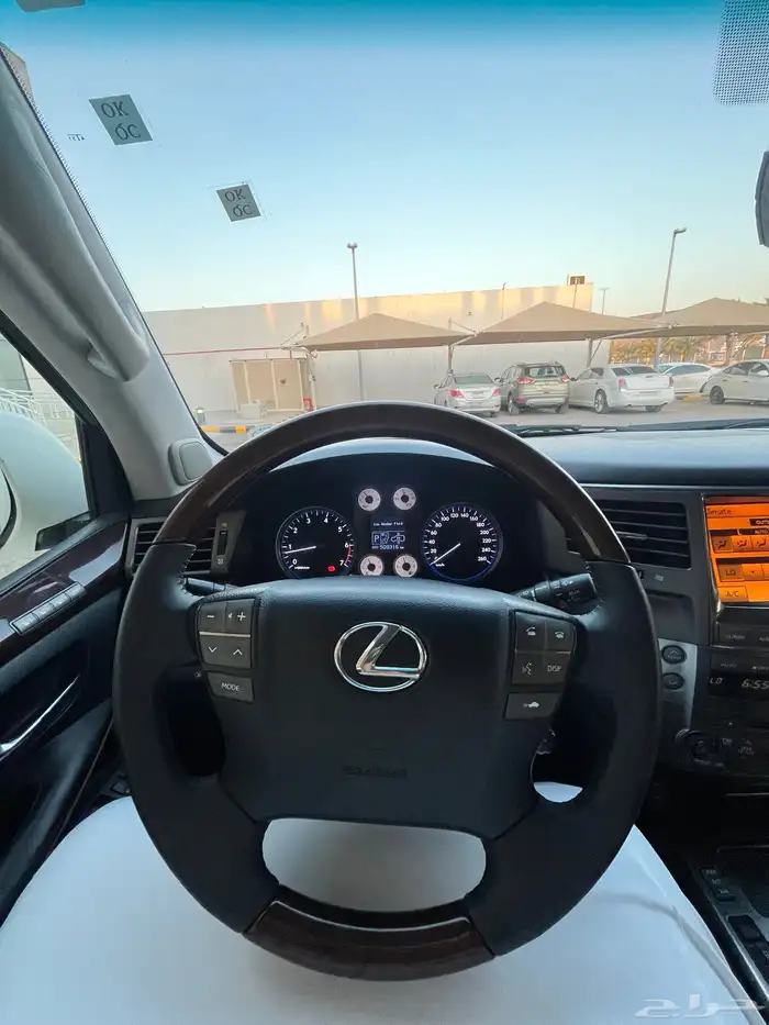 لكزس 570 8