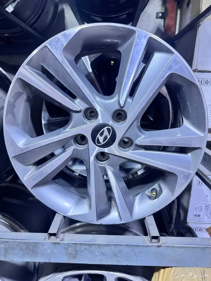 جنوط النترا 2017 -2018 مقاس 17 اصلي وكاله 0