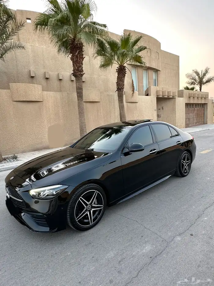 مرسيدس C200 ماشيه 35 الف فقط 2023 بحاله الوكاله 1
