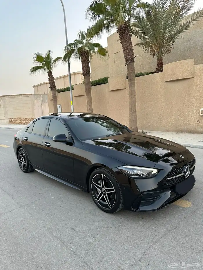 مرسيدس C200 ماشيه 35 الف فقط 2023 بحاله الوكاله 41