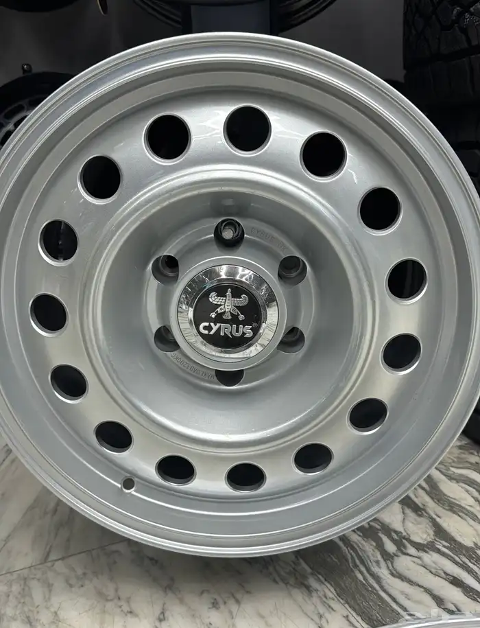 جنوط سايروس هلل 17 اصلي 6او5 مسامير ( جديد ) 1