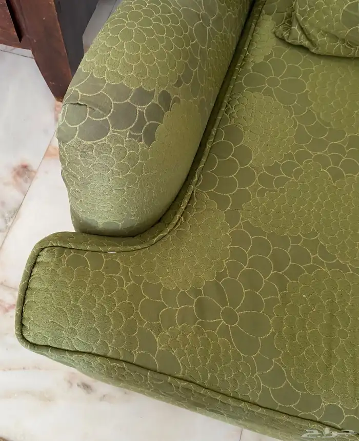 كنب اخضر من الروائع بالخبر 400 ريال كلهم 4