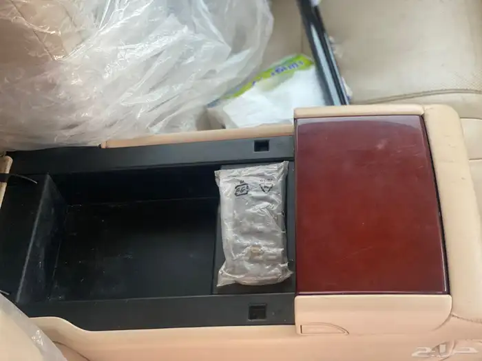 جيب لكزس LX570 موديل 2013 DD فل كامل 13