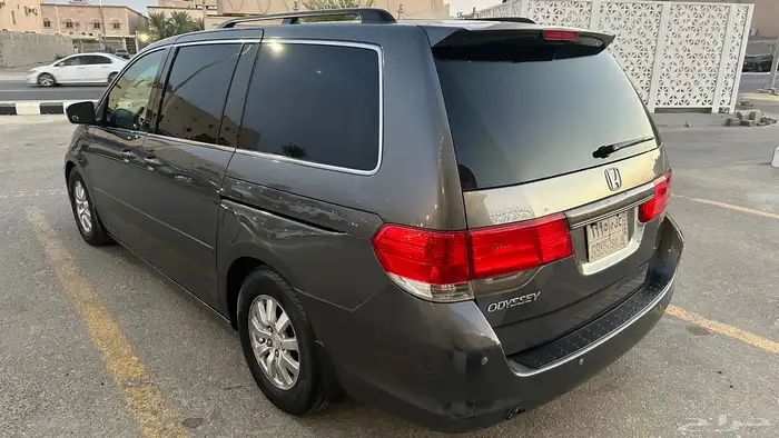 للبيع هوندا اوديسي 2010 8
