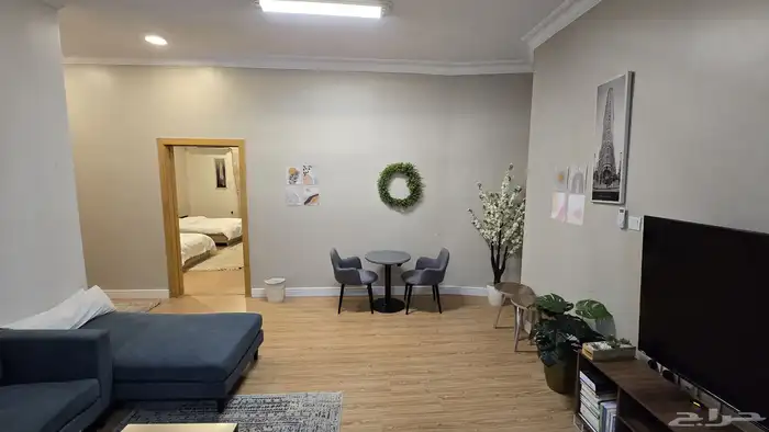 شقه فاخره بحي العارض للايجار الشهري دور ارضي 3