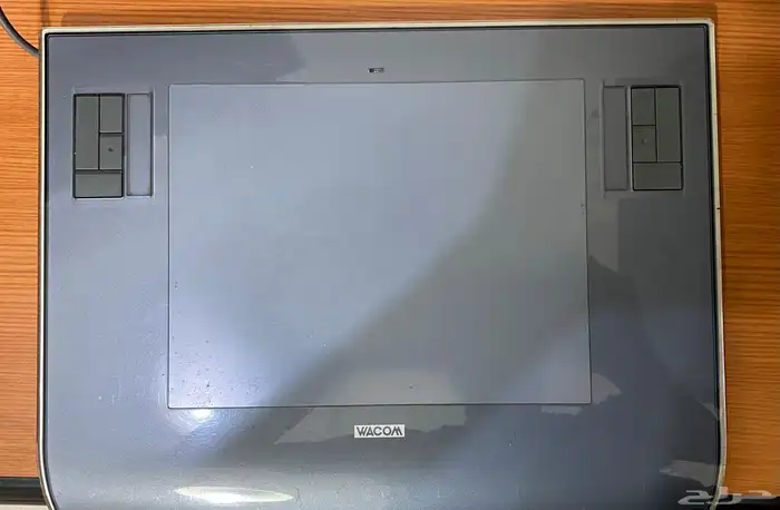 واكوم اينتوس للرسم والتصاميم 0