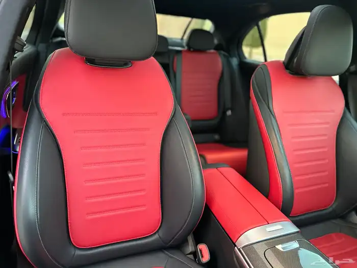 مرسيدس C200 ماشيه 35 الف فقط 2023 بحاله الوكاله 15