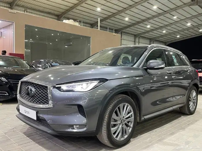 انفنتي كيو QX50 فتحه سقف سعودي(بنزين)2.0L 1