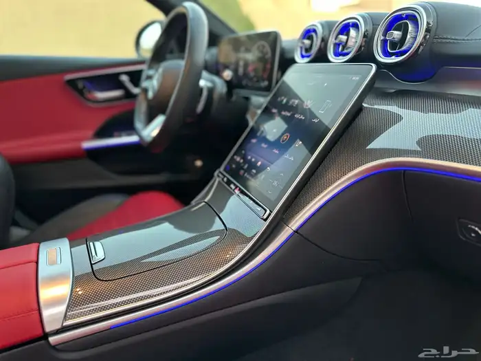 مرسيدس C200 ماشيه 35 الف فقط 2023 بحاله الوكاله 16