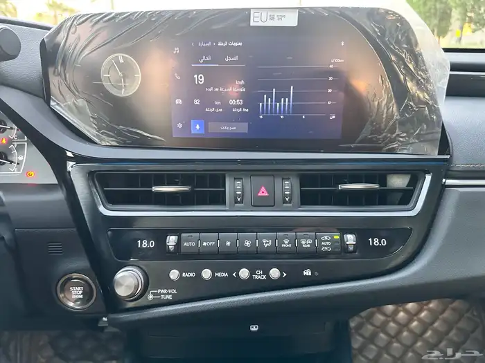 لكزس ES 350 2023 ممشى قليل بحالة الوكالة 49