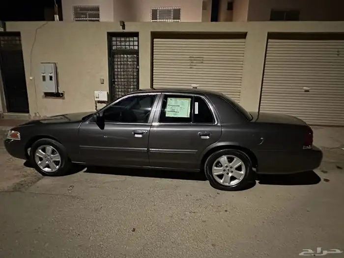 للبيع فورد 2011 سعودي 4