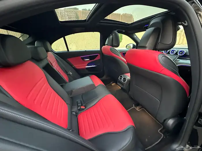 مرسيدس C200 ماشيه 35 الف فقط 2023 بحاله الوكاله 10