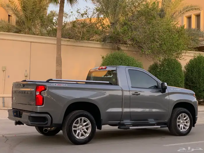 شفروليه سلفرادو RST موديل 2020 بحالة الوكاله تم البيع 7