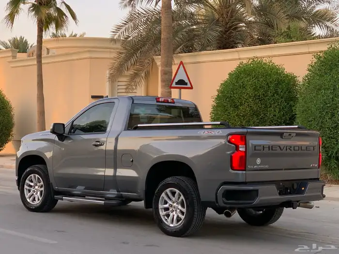 شفروليه سلفرادو RST موديل 2020 بحالة الوكاله تم البيع 15