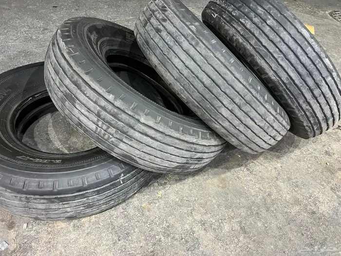 كفرات بالون زيتكز تاريخ 2023 مقاس 900 17 نضيف بالمره 0