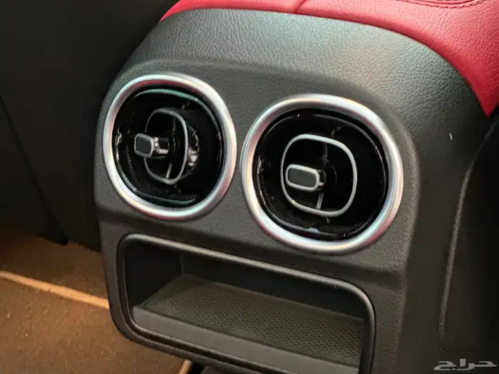 مرسيدس C200 ماشيه 35 الف فقط 2023 بحاله الوكاله 11