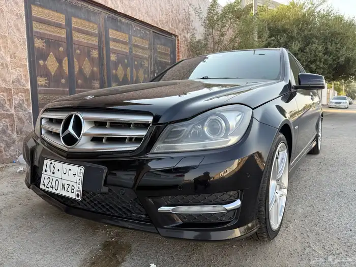 مرسدس C200-2012 1