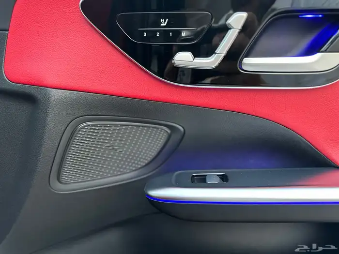 مرسيدس C200 ماشيه 35 الف فقط 2023 بحاله الوكاله 19