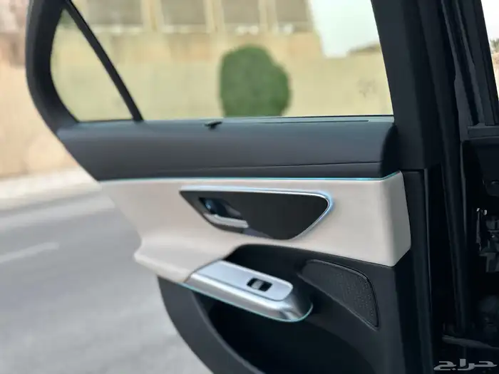 مرسيدس E200 بحاله الوكاله داخل ابيض 2024 13