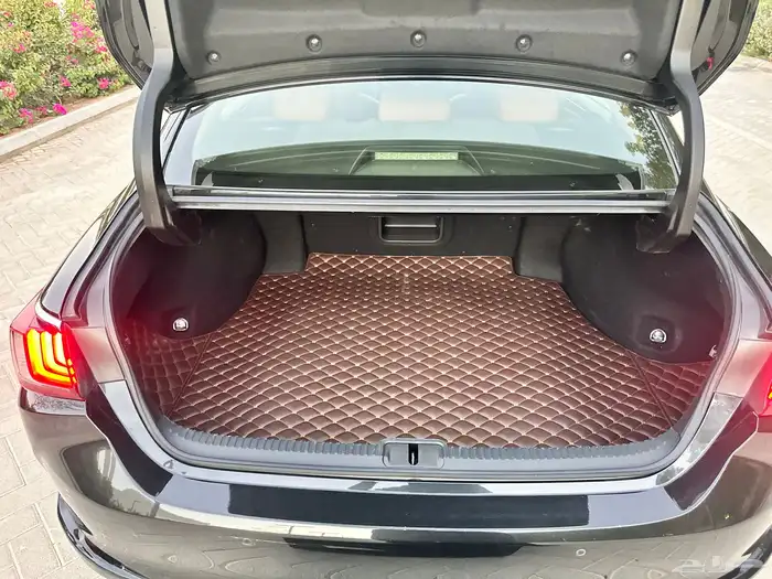 لكزس ES 350 2023 ممشى قليل بحالة الوكالة 65