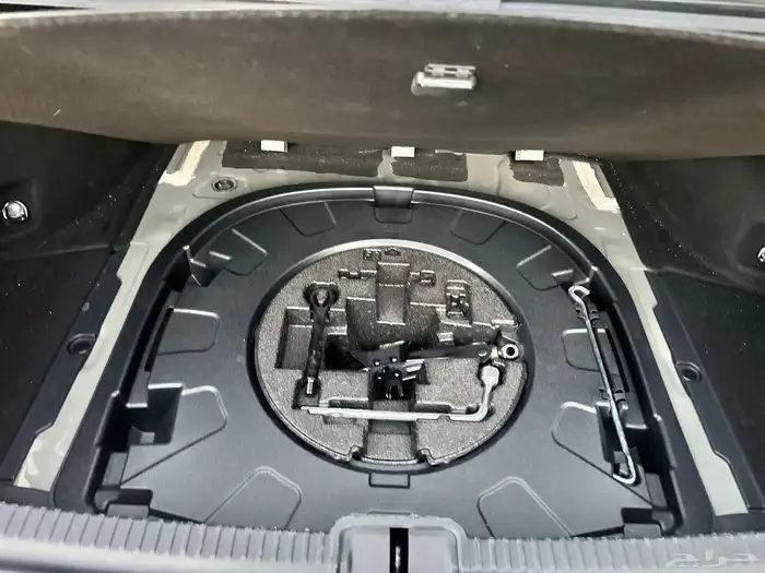 لكزس ES 350 2023 ممشى قليل بحالة الوكالة 68