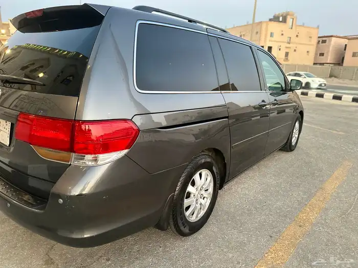 للبيع هوندا اوديسي 2010 11