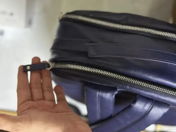 شنطتين ظهر للبيع الخامة ممتازة جدا 11