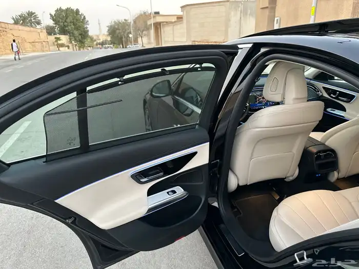 مرسيدس E200 بحاله الوكاله داخل ابيض 2024 11