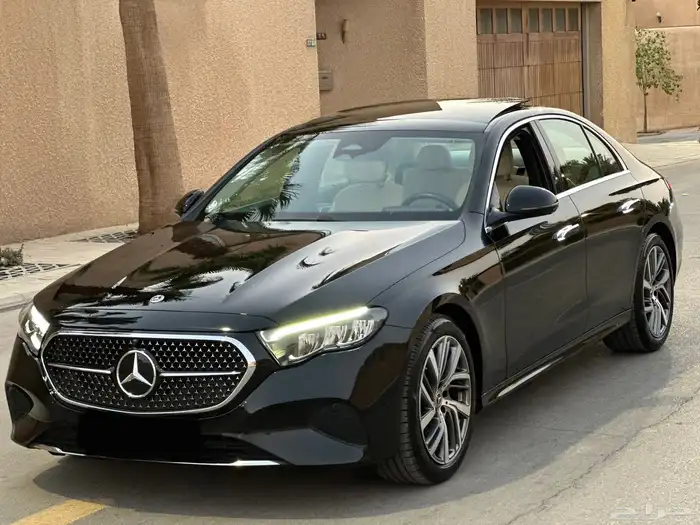 مرسيدس E200 بحاله الوكاله داخل ابيض 2024 0