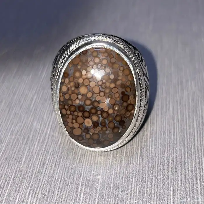 خاتم فضة بصياغة يدوية بحجر عقيق يماني جلد الثعبان 5
