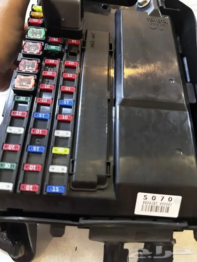 علبة فيوزات لكزس 460 LS 0