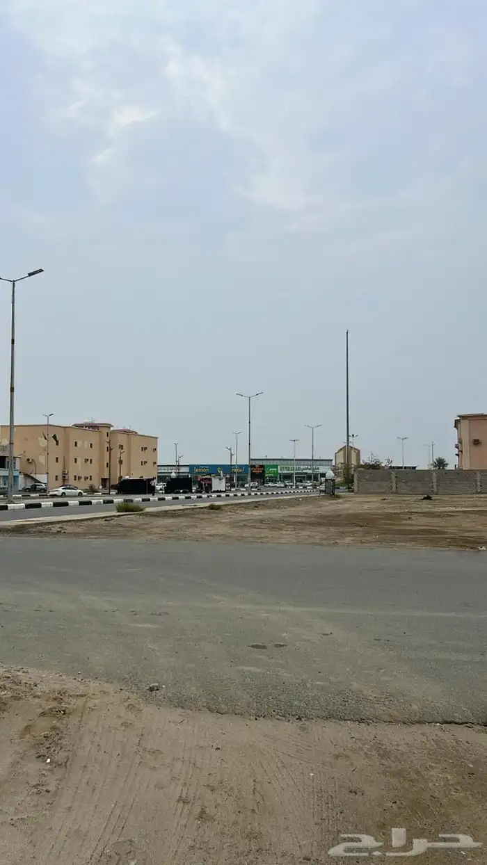 ارض للبيع. تجاريه -سكني في بيش 2