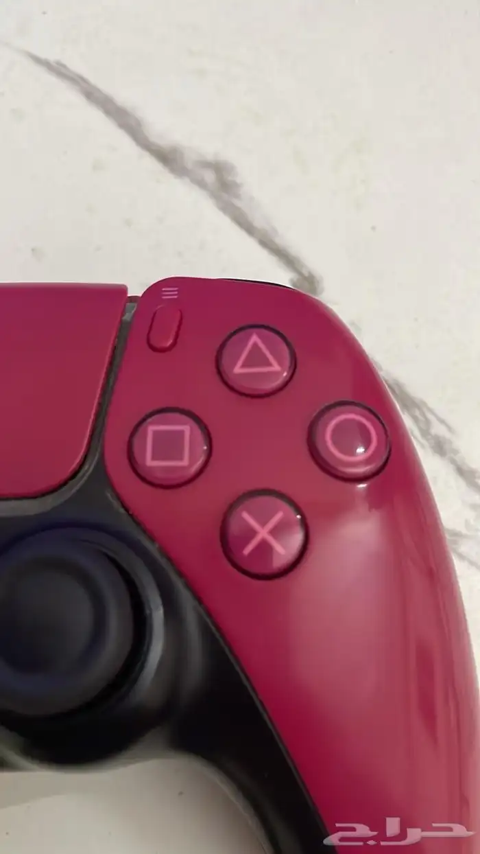 للبيع يده جديده شرط ماتشكي من شي كل ازراره سليمه حتى المايك 1