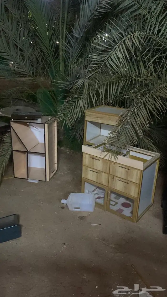 خشب دواليب  واثاث زايد لمن يريده 6