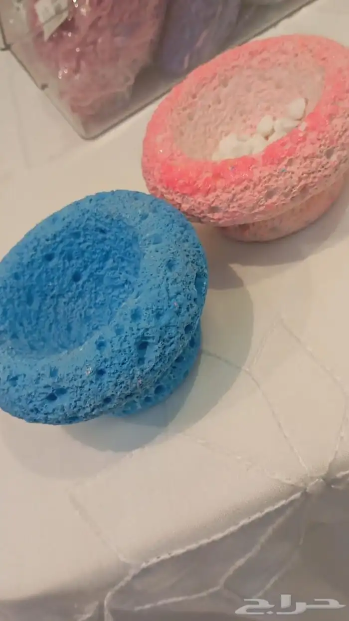 تحف اي قطعه ريال وريالين 37