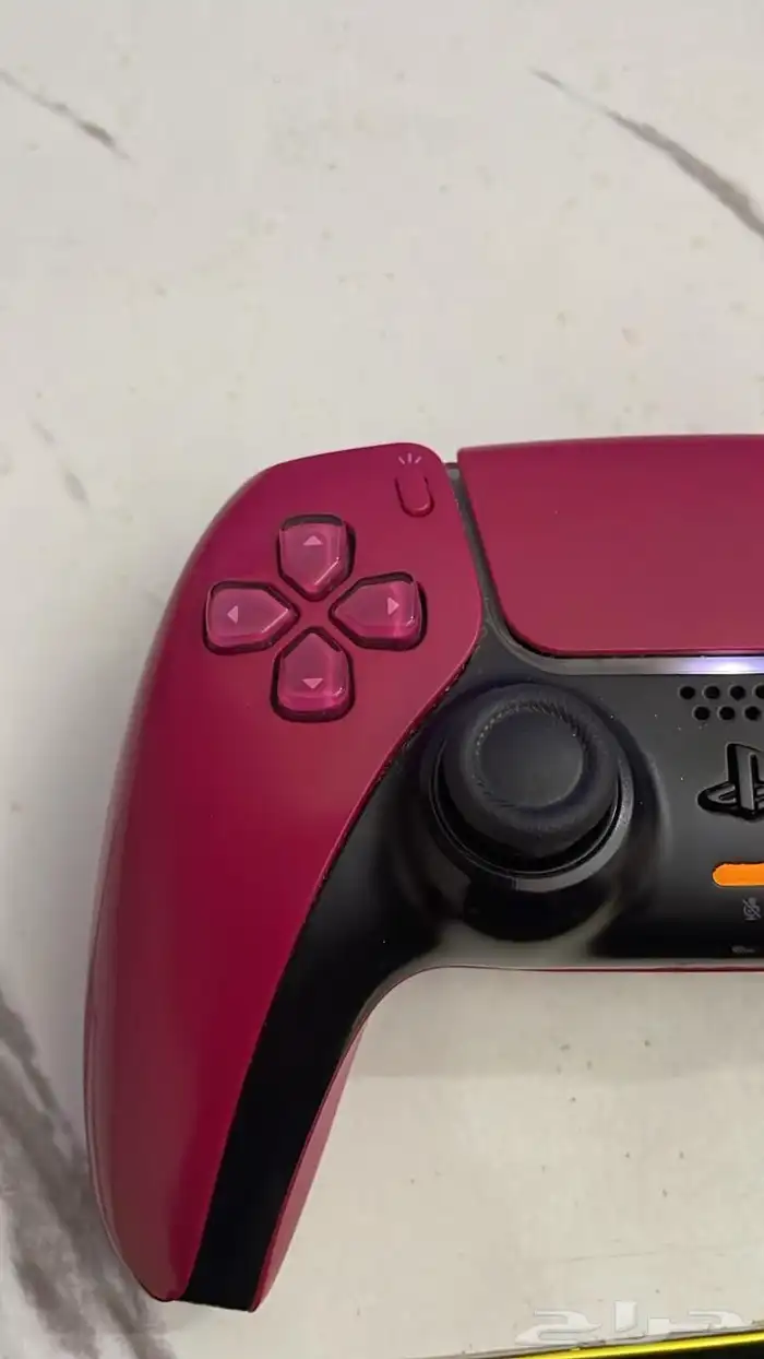 للبيع يده جديده شرط ماتشكي من شي كل ازراره سليمه حتى المايك 2