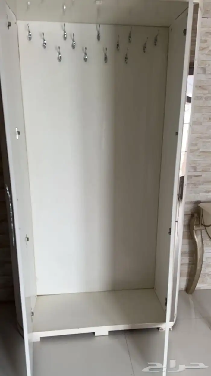 دولاب عبايات فخم للبيع 1