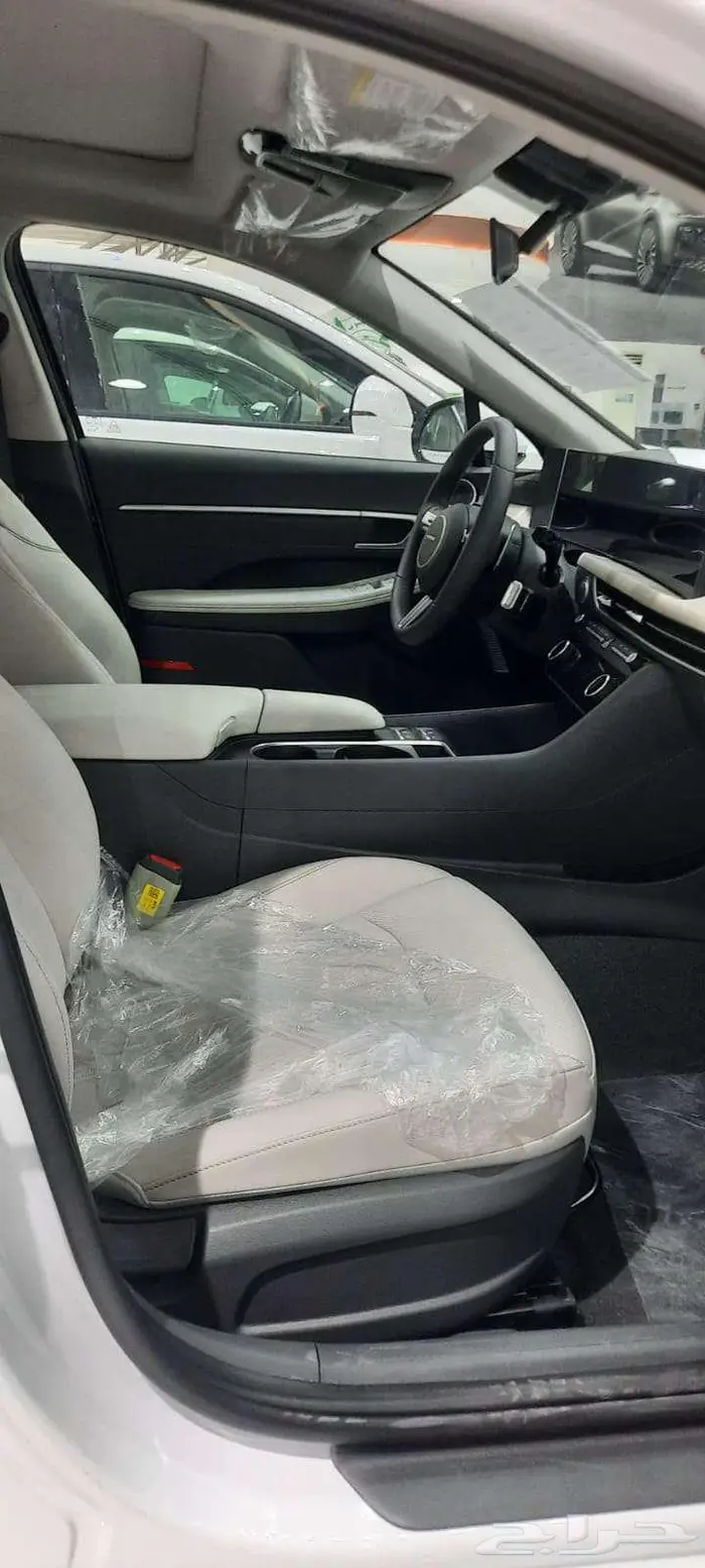 سوناتا 2025 كمفورت وعلان 110.975بالضريبة تظليل مجاني 4