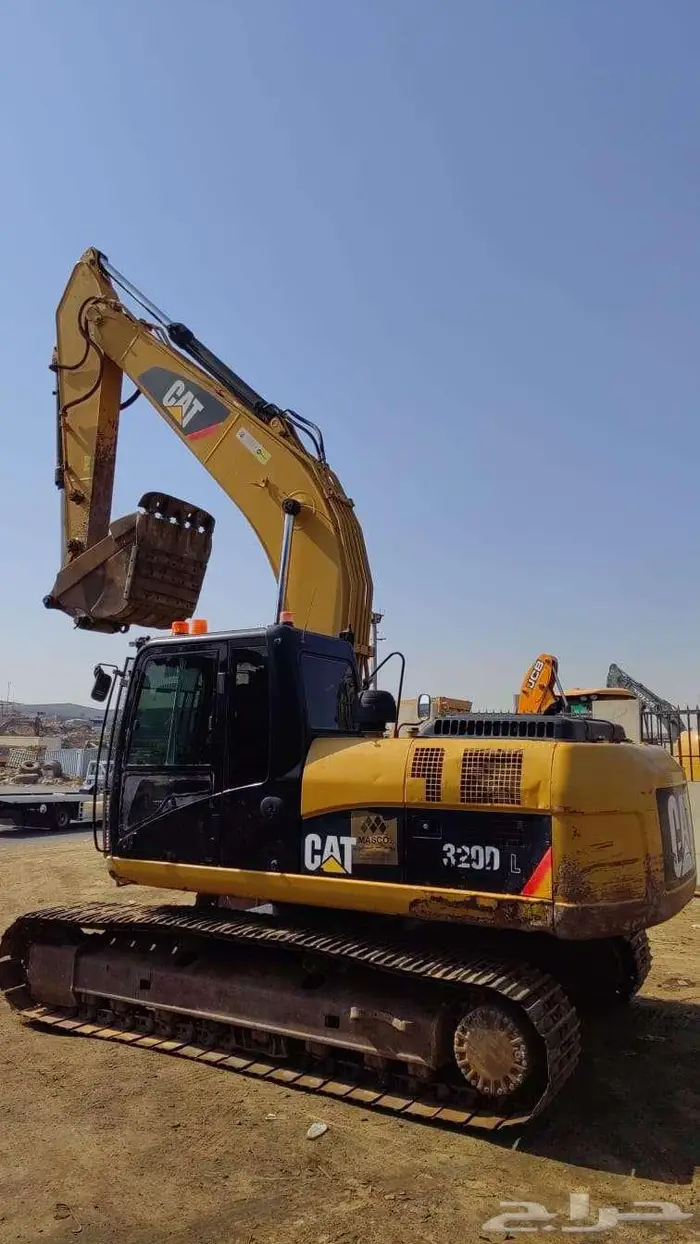 بوكلين كتربلر 320 موديل 2012 معرض رواد 3