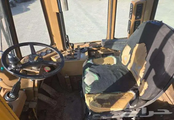 للبيع شيول كتربلر حجم 936E موديل 88 5