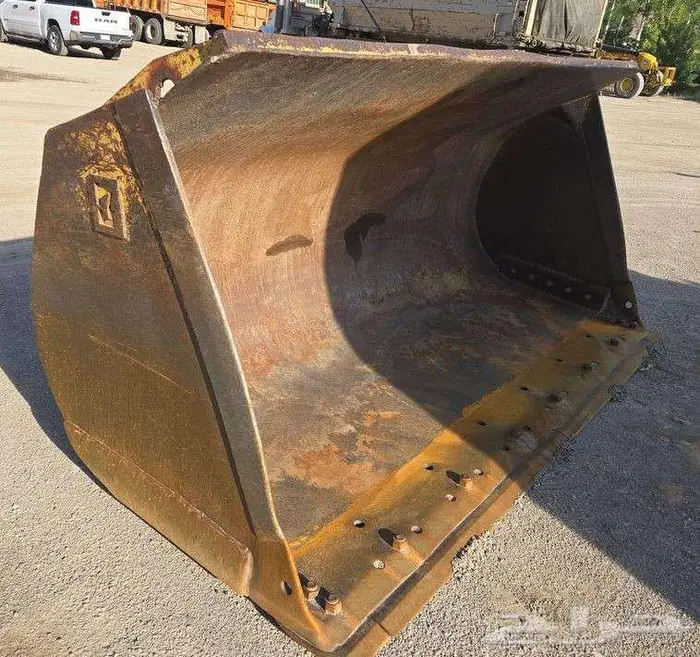 للبيع شيول كتربلر حجم 936E موديل 88 10