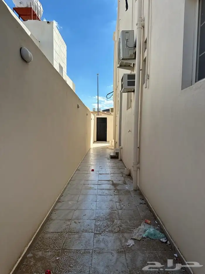 للبيع عماره دورين وملحق بناء شخصي 5